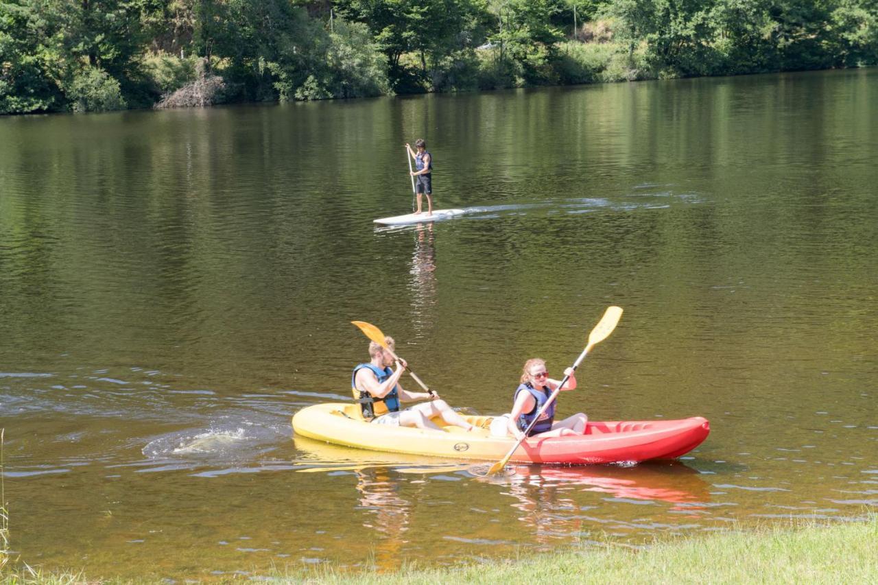 Camping Le Chateau Du Gibanel Saint-Martial-Entraygues Zewnętrze zdjęcie