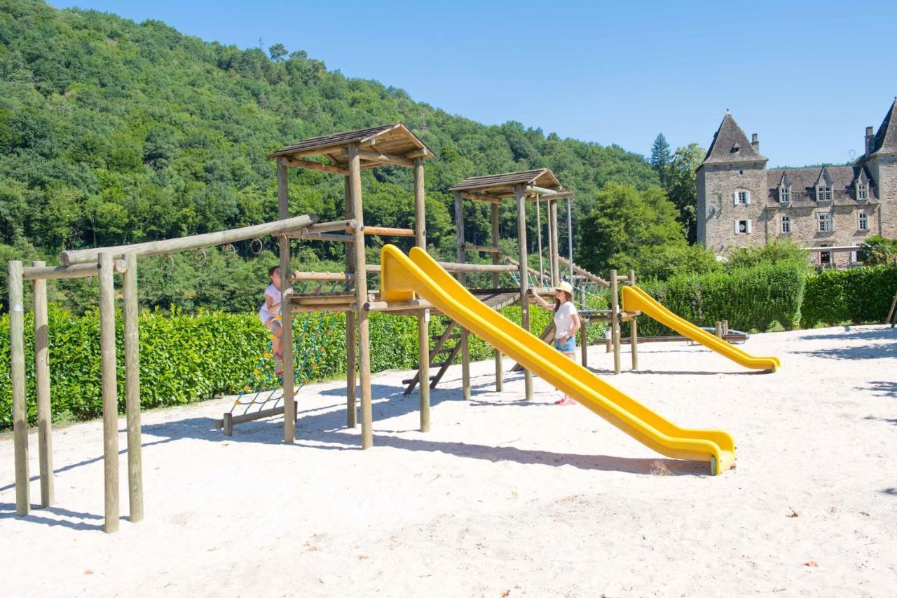 Camping Le Chateau Du Gibanel Saint-Martial-Entraygues Zewnętrze zdjęcie