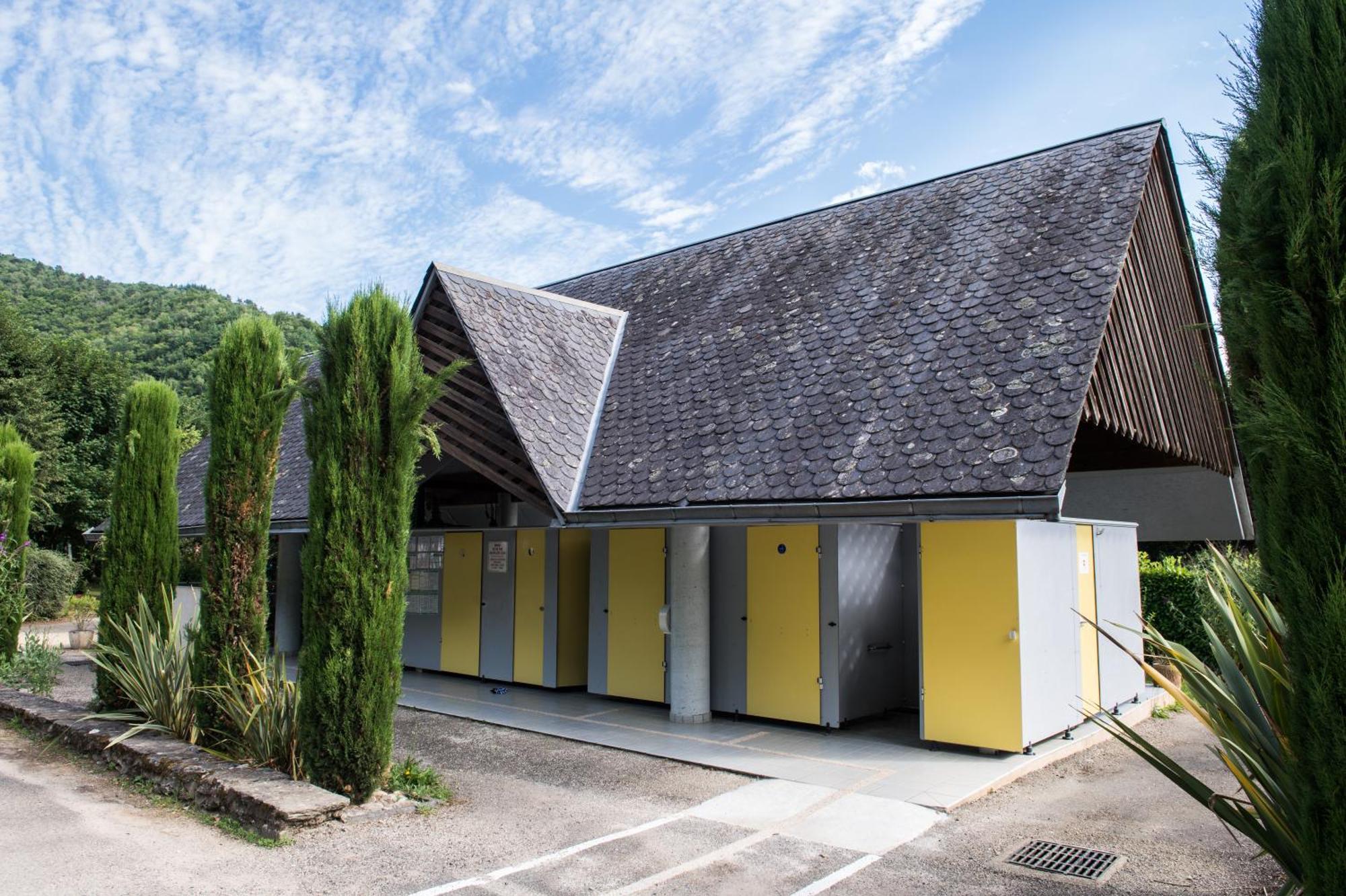 Camping Le Chateau Du Gibanel Saint-Martial-Entraygues Zewnętrze zdjęcie